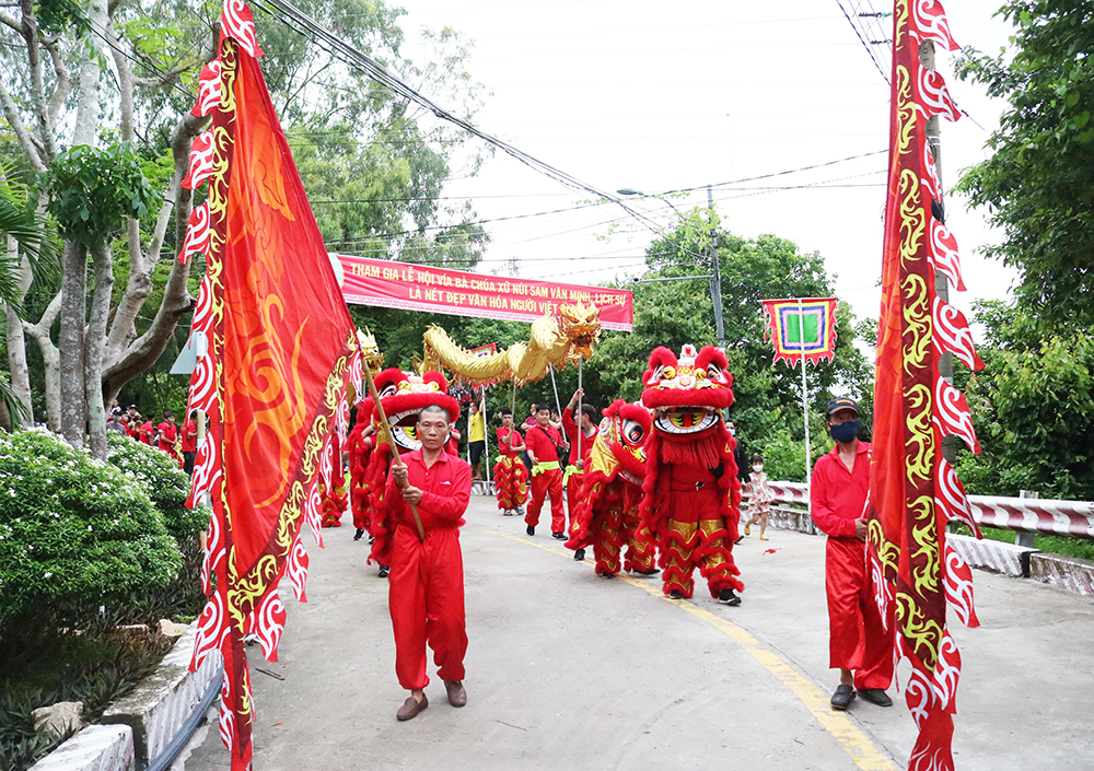 Có một núi Sam nhẹ nhàng!