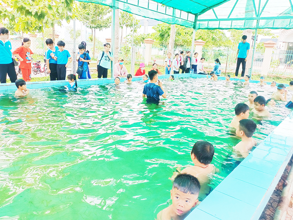 Nhiều hoạt động sinh hoạt hè tổ chức ở huyện Châu Phú