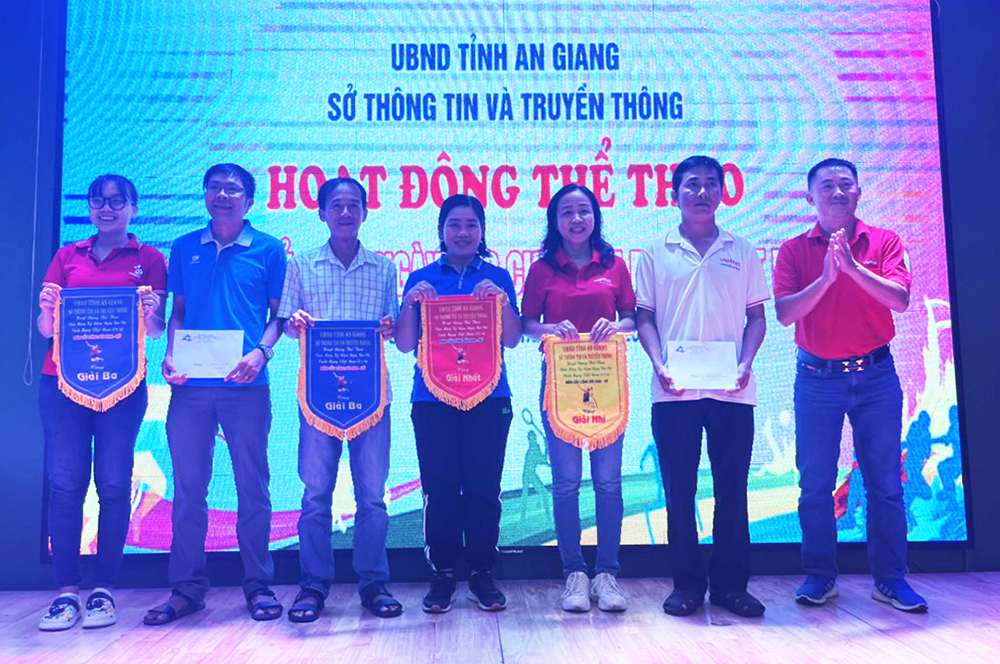 Sôi nổi các hoạt động giao lưu thể thao chào mừng kỷ niệm 98 năm Ngày Báo chí Cách mạng Việt Nam (21/6/1925-21-6/2023)