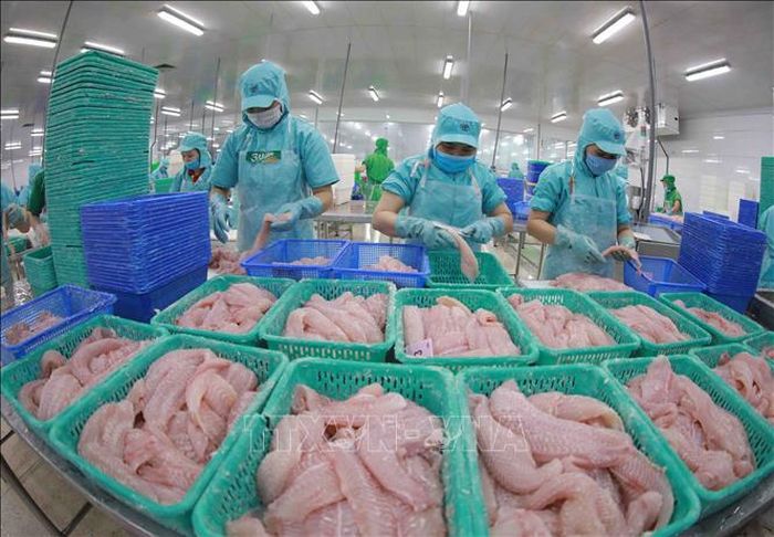 Ngân hàng cũng 'đỏ mắt' tìm khách vay