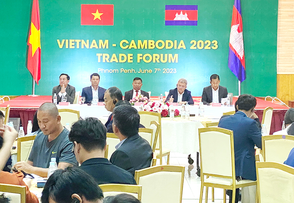 Doanh nghiệp An Giang tham dự Diễn đàn Thương mại Việt Nam -Campuchia