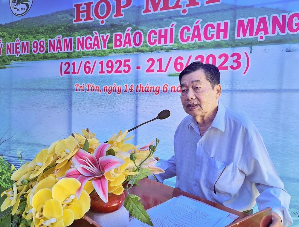 Báo chí góp phần thúc đẩy sự phát triển của huyện Tri Tôn