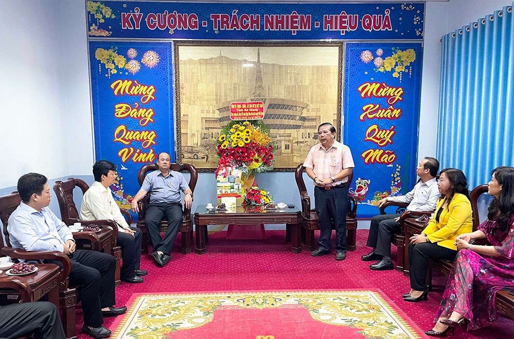 Phó Bí thư Tỉnh ủy, Chủ tịch UBND tỉnh An Giang Nguyễn Thanh