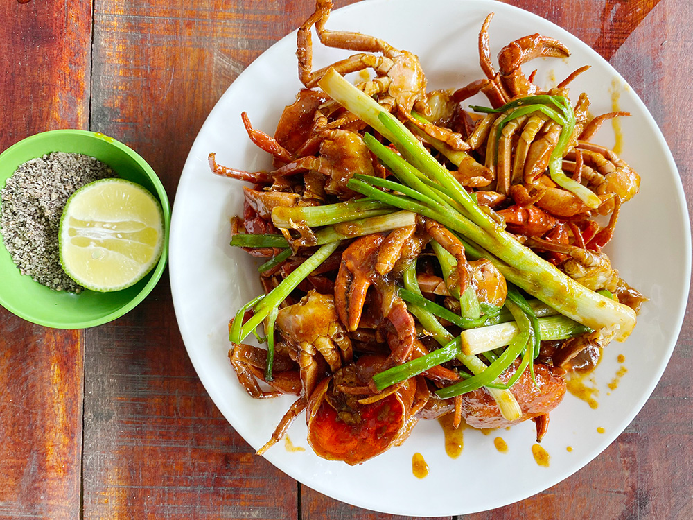 Lên núi Cấm “săn”… cua