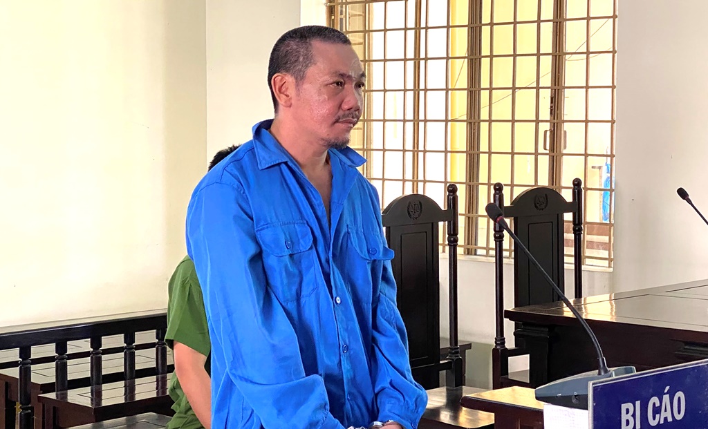 Xin tiền mua rượu, trở thành kẻ cướp