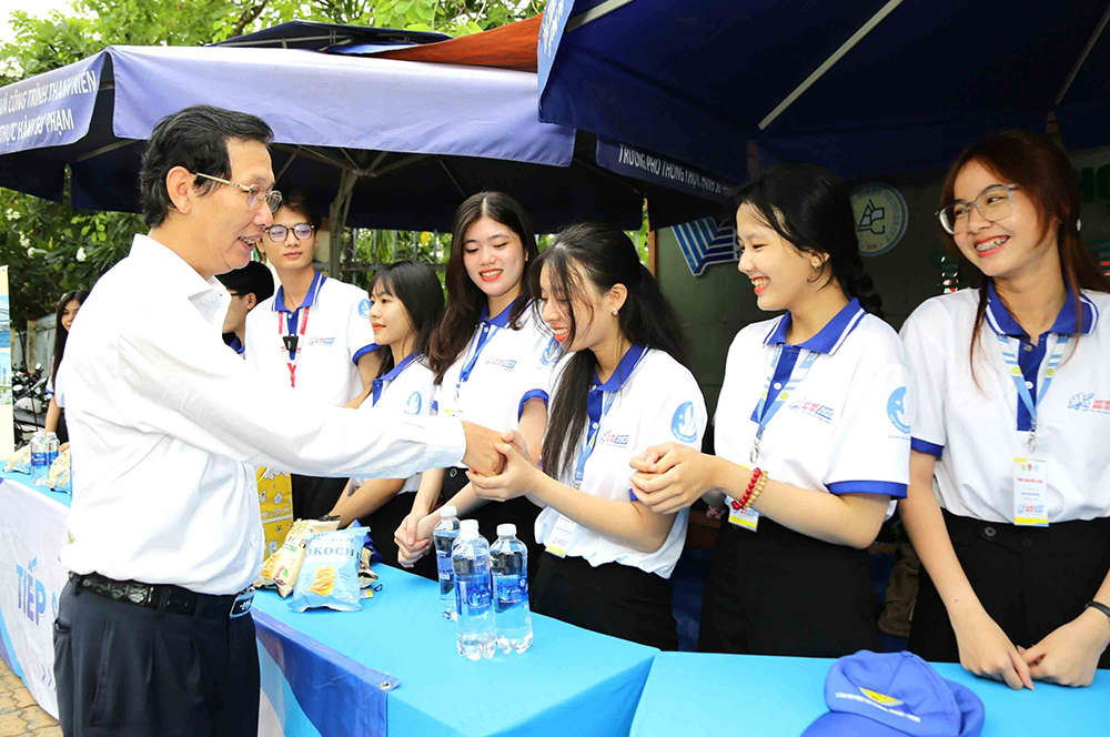 Chặn đứng vấn nạn “trẻ hóa tội phạm”