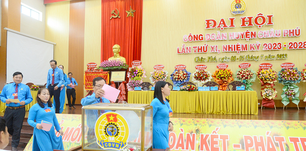 Đại hội Công đoàn huyện Châu Phú lần XI (nhiệm kỳ 2023 - 2028)