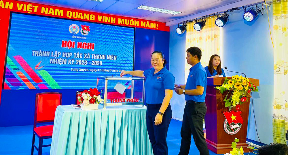 Hội nghị thành lập Hợp tác xã Thanh niên nhiệm kỳ 2023-2028