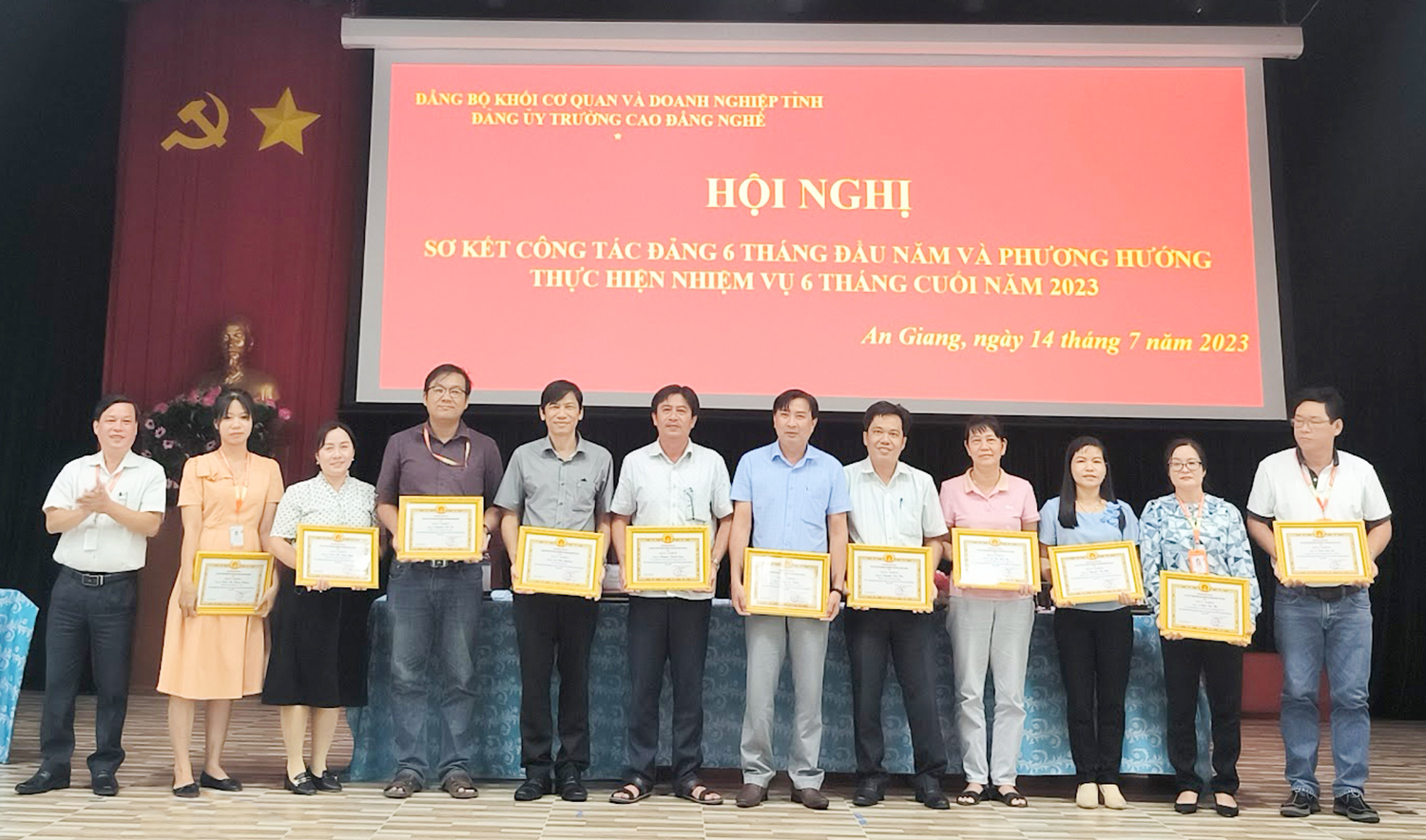 Đảng ủy Trường Cao đẳng Nghề An Giang sơ kết công tác Đảng 6 tháng đầu năm 2023