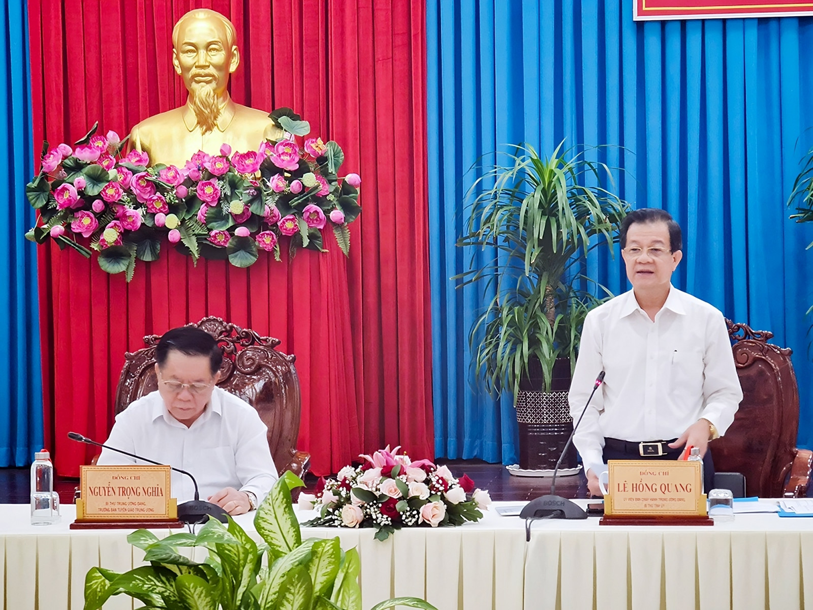 Đoàn kiểm tra Trung ương làm việc với Ban Thường vụ Tỉnh ủy An Giang