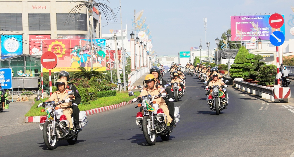 “Lúc dân cần cảnh sát giao thông có, đâu dân khó có cảnh sát giao thông”