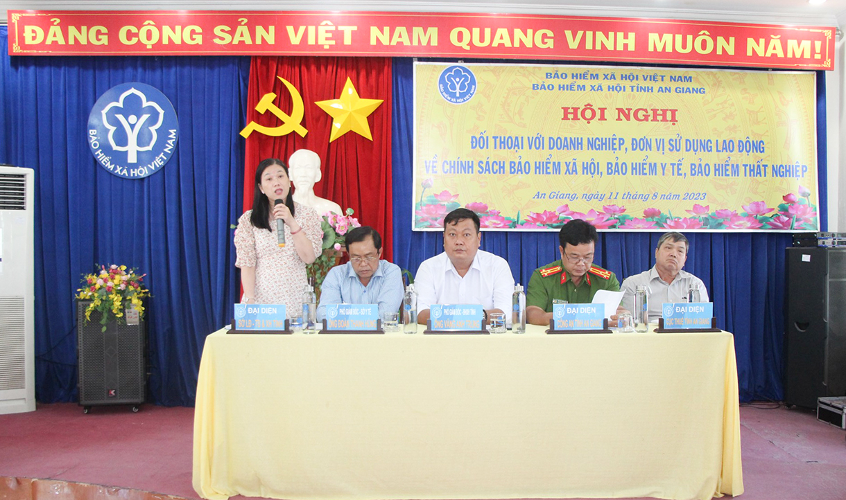 Bảo hiểm Xã hội An Giang đối thoại doanh nghiệp về thực hiện chính sách bảo hiểm