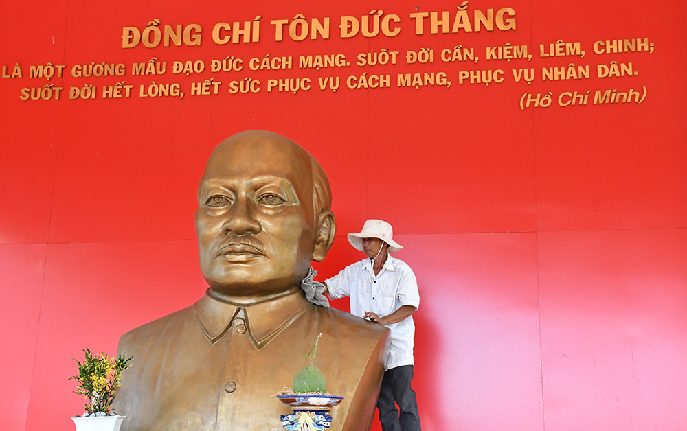 Tấm lòng người dân Đồng Tháp với Bác Tôn