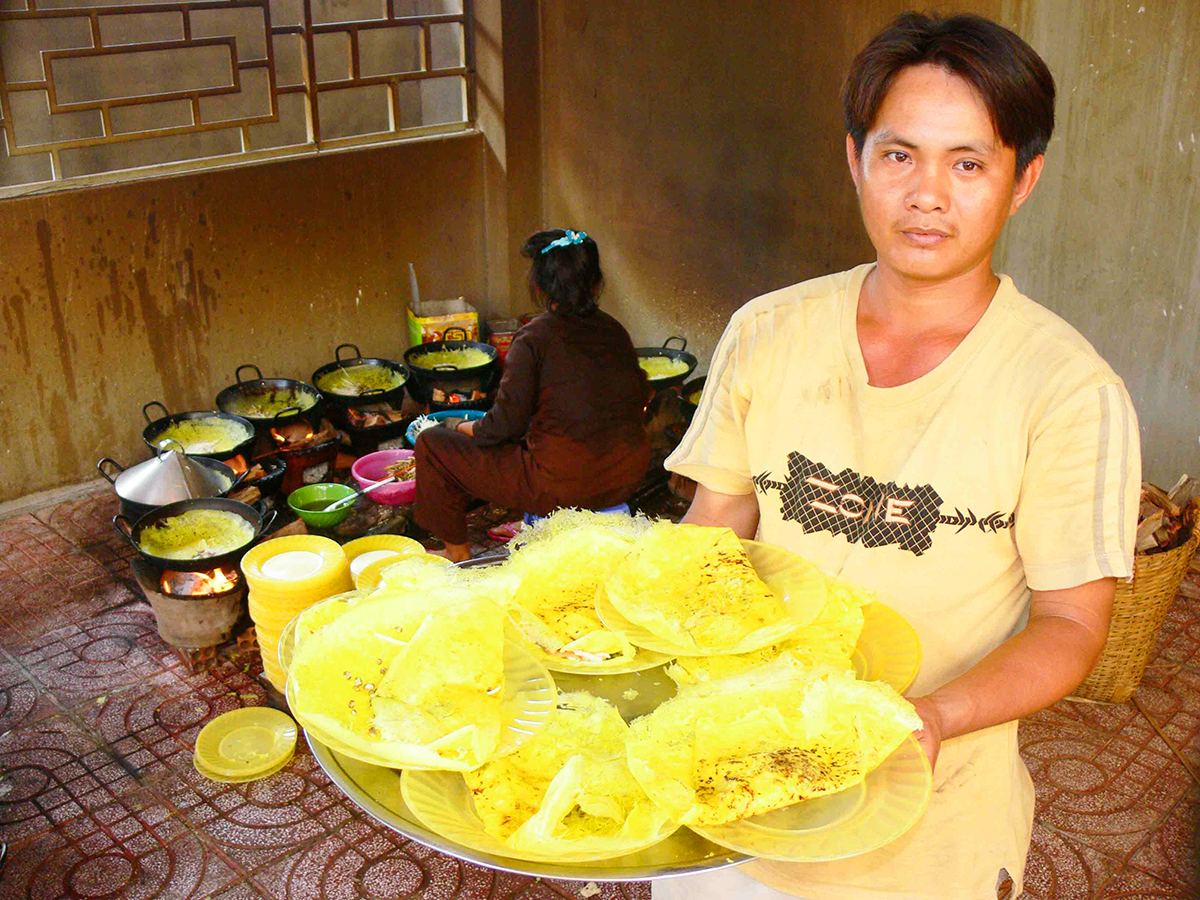 Về Bảy Núi thưởng thức bánh xèo miễn phí vào mùa Vu lan