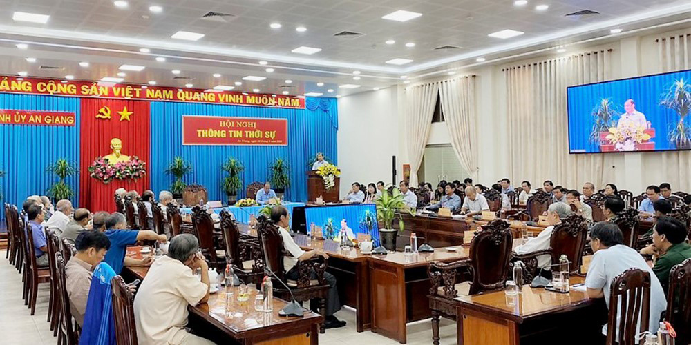 Đảng bộ An Giang - những chuyển biến tích cực trong thực hiện nhiệm vụ xây dựng, chỉnh đốn Đảng vững mạnh về chính trị, tư tưởng và đạo đức