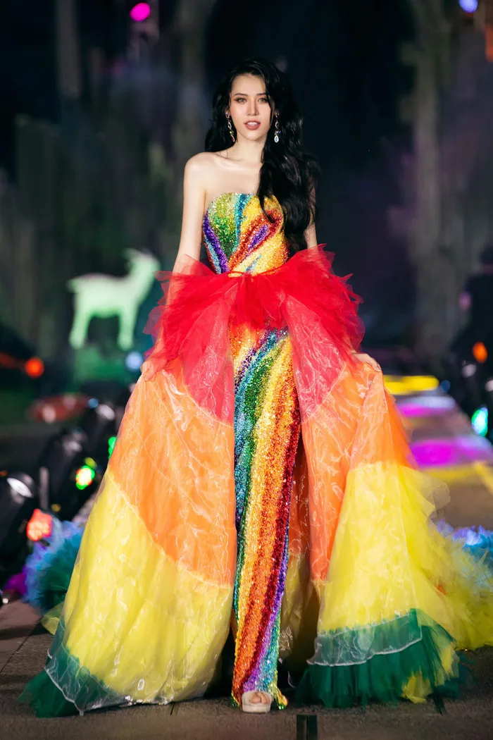 Hoa hậu H'Hen Niê, Đỗ Thị Hà tôn vinh 'Tinh hoa Cố đô'