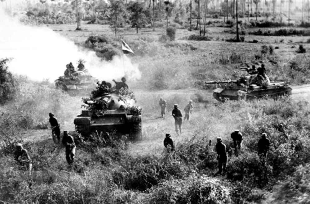 Giữ vững biên giới Tây Nam