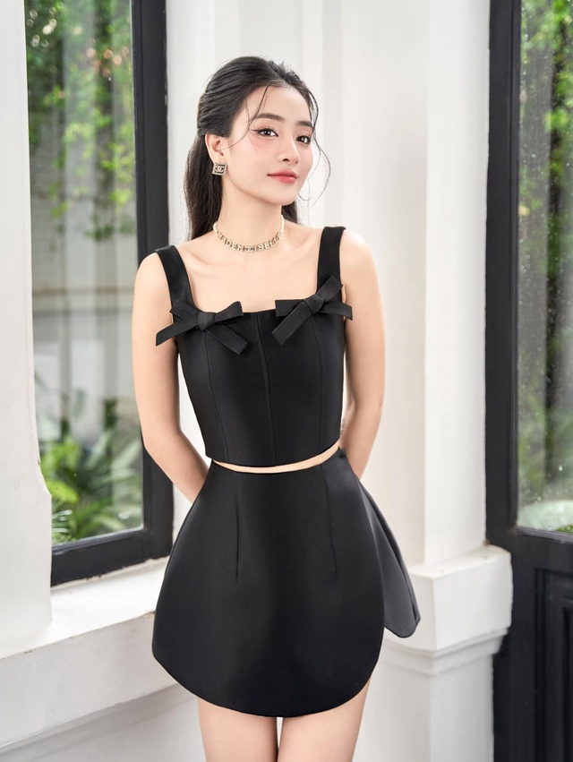 Tự tin khoe dáng ngọc ngà với những set đồ đậm chất tiểu thư kiêu kì