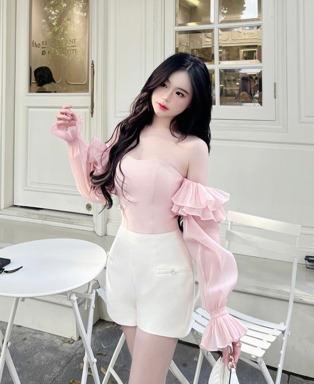 Tự tin khoe dáng ngọc ngà với những set đồ đậm chất tiểu thư kiêu kì