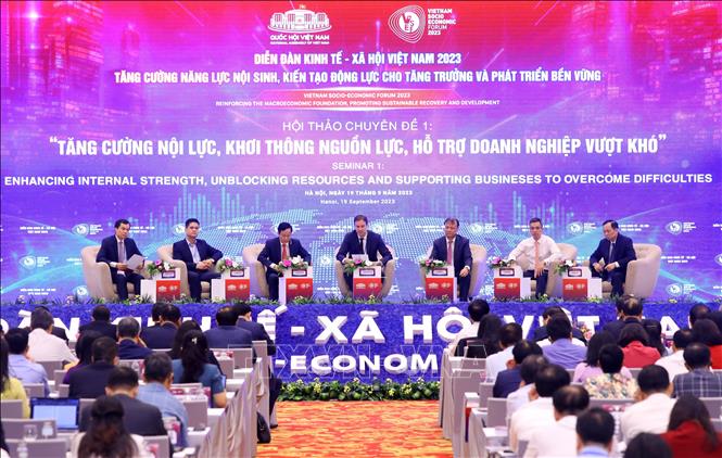 Cần chính sách đột phá hỗ trợ doanh nghiệp vượt khó