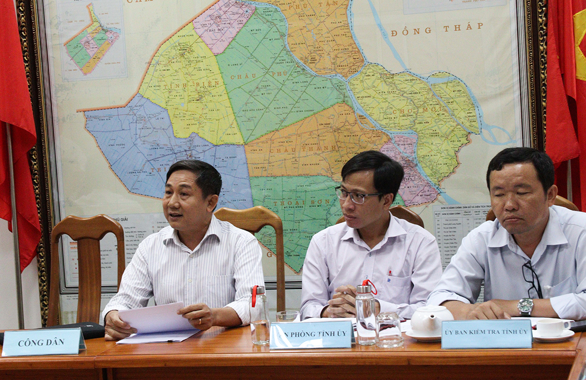 Chủ tịch UBND tỉnh An Giang đối thoại giải quyết khiếu nại với ông Nguyễn Đại Lợi