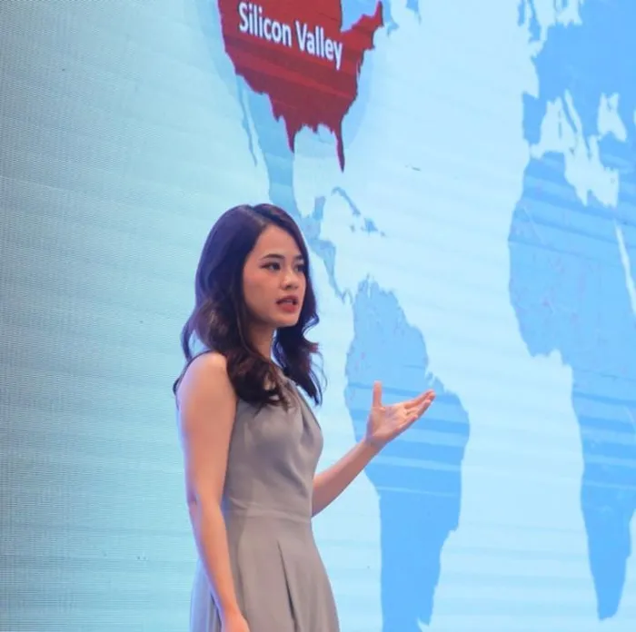 Nhan sắc đời thường của nữ 'cá mập' sinh năm 1994 trong Shark Tank mùa 6