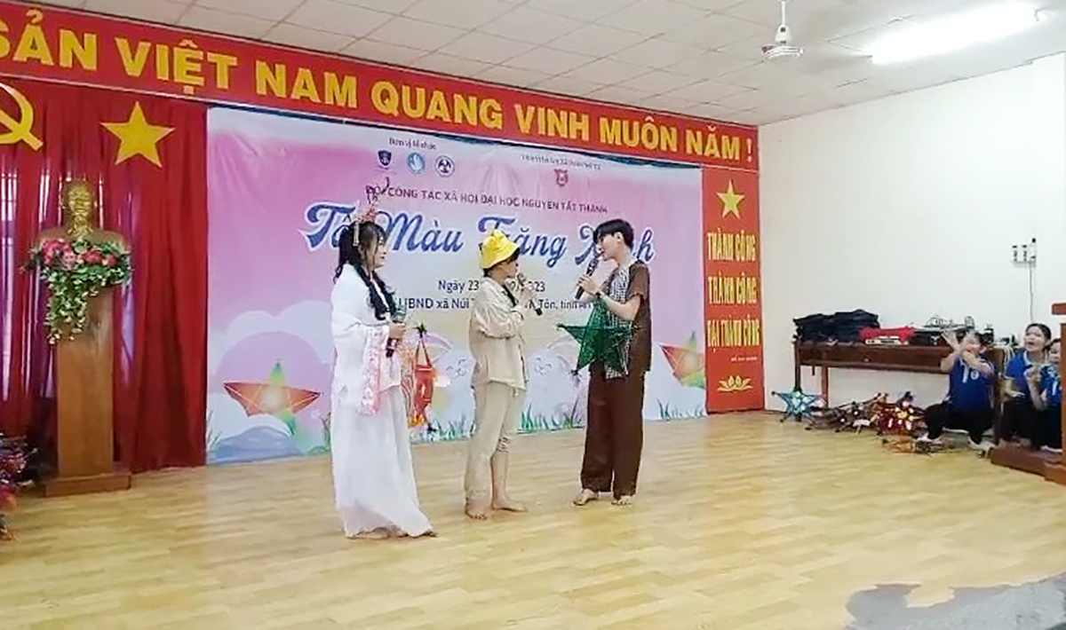Thắp sáng ước mơ cho học sinh dân tộc thiểu số Khmer huyện Tri Tôn