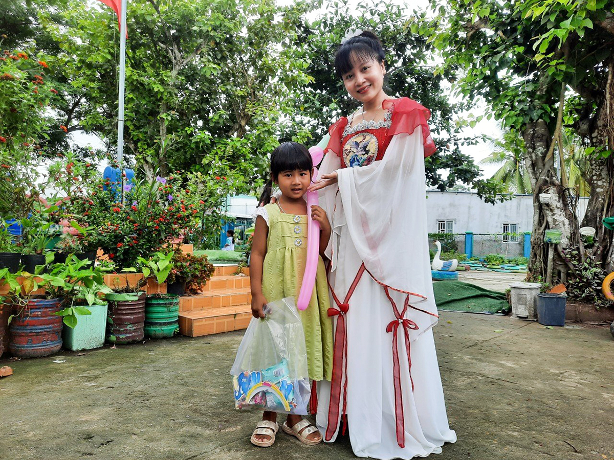 Thắp sáng ước mơ cho học sinh dân tộc thiểu số Khmer huyện Tri Tôn