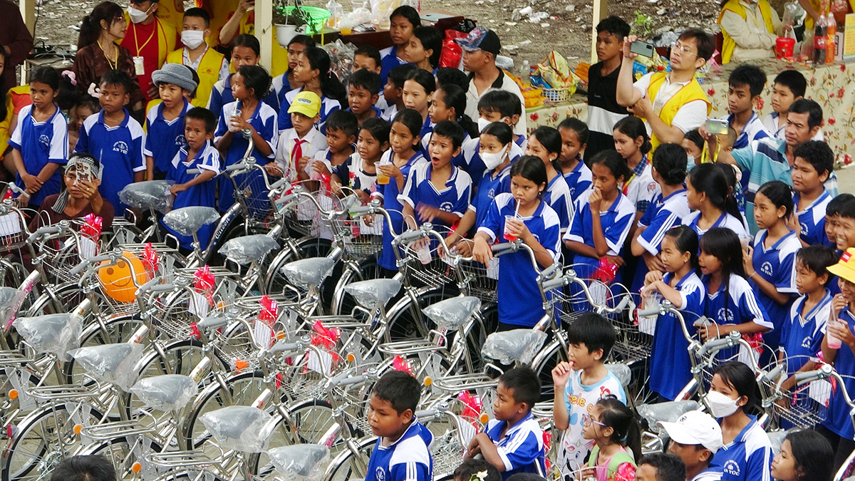 Thắp sáng ước mơ cho học sinh dân tộc thiểu số Khmer huyện Tri Tôn