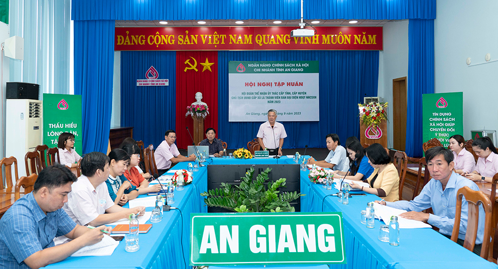 Tập huấn nghiệp vụ nhận ủy thác trong hoạt động tín dụng chính sách