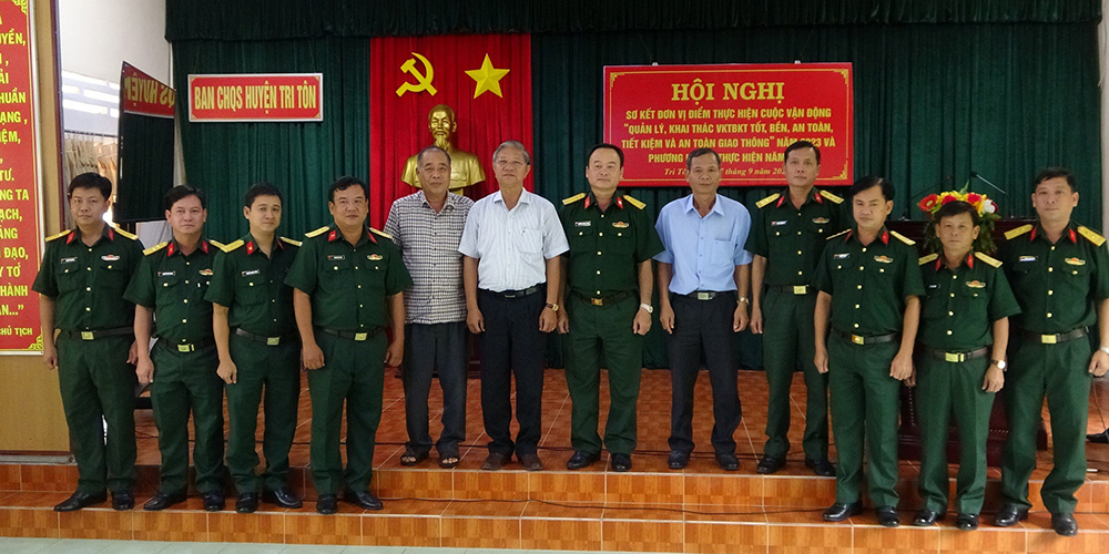 An Giang sơ kết đơn vị điểm thực hiện Cuộc vận động 50