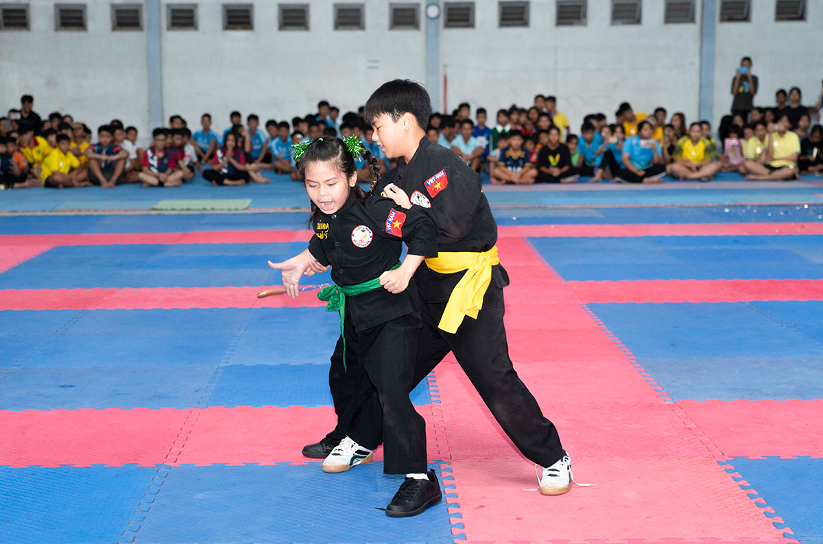 Hơn 160 vận động viên thiếu nhi vui “Đêm hội trăng rằm”
