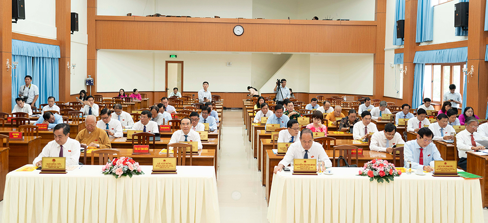 Kỳ họp lần thứ 15 (chuyên đề) HĐND tỉnh An Giang khóa X thông qua 7 nghị quyết quan trọng