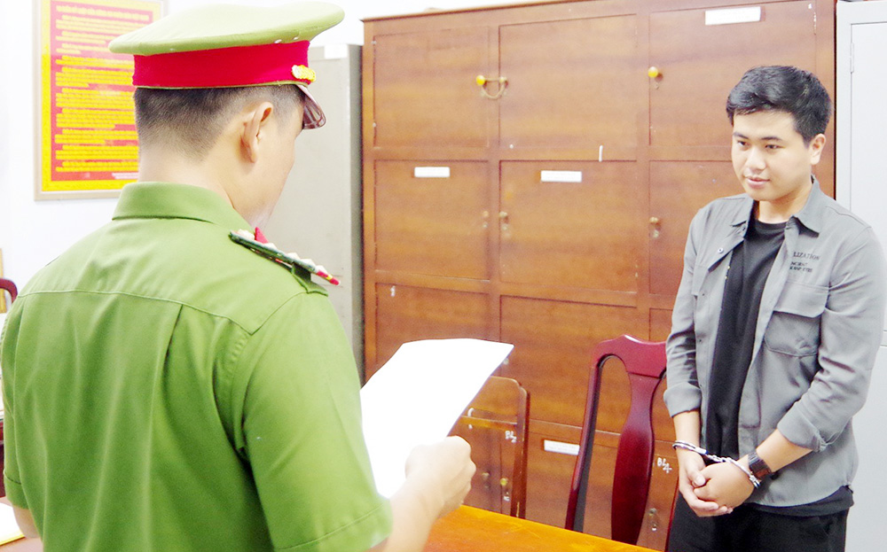 Công an An Giang bắt đối tượng tạo nhiều tài khoản ảo chiếm đoạt trên 688 triệu đồng
