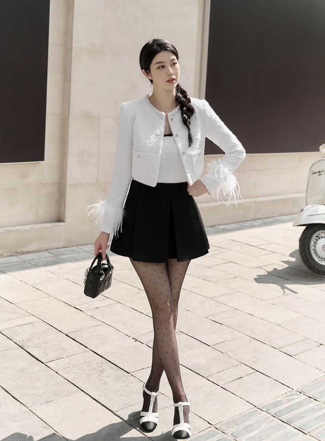 Đen và trắng - bản hòa tấu thời trang kinh điển giúp nàng luôn tỏa sáng