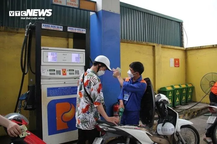 Giá xăng trong kỳ tới điều chỉnh thế nào?