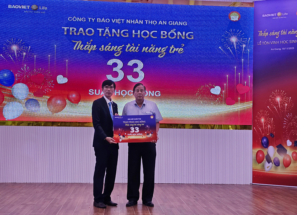 Bảo Việt nhân thọ tiếp sức học sinh tài năng của An Giang