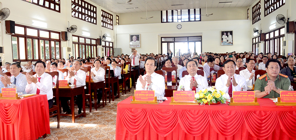 Trường Chính trị Tôn Đức Thắng: Kỷ niệm Ngày Nhà giáo Việt Nam và 75 năm thành lập trường
