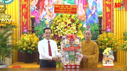 Bí Thư Tỉnh ủy An Giang Lê Hồng Quang thăm, chúc mừng Đại lễ Phật đản Phật lịch 2566 – Dương lịch 2022