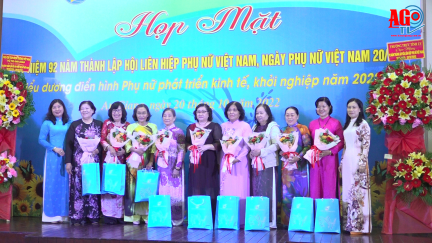 Hội Liên hiệp Phụ nữ tỉnh An Giang họp mặt kỷ niệm 92 năm Ngày thành lập Hội Liên hiệp Phụ nữ Việt Nam