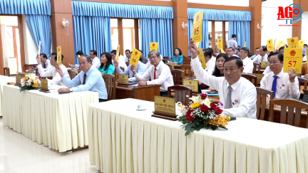 Kỳ họp lần thứ 13 (chuyên đề) HĐND tỉnh An Giang khóa X thông qua 5 nghị quyết