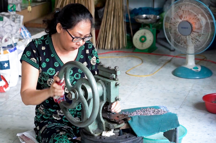 Xóm lưỡi câu vào mùa