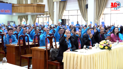 Đại hội Công đoàn tỉnh An Giang lần thứ XI tiến hành phiên làm việc thứ nhất