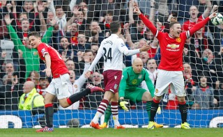 Man Utd 3-1 Aston Villa: Chạy đà hoàn hảo cho derby Manchester