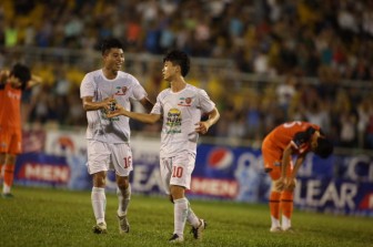 U-21 Hoàng Anh Gia Lai thắng dễ vì Gangwon quá non