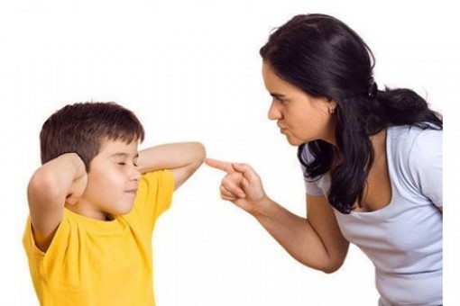 7 cách giải quyết sai lầm cha mẹ thường mắc phải khi con có xung đột