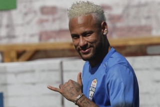 Neymar khiến PSG ê mặt, bị truy thu 35 triệu euro