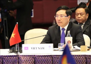 Phó Thủ tướng Phạm Bình Minh dự Hội nghị Bộ trưởng Ngoại giao ASEAN với các đối tác