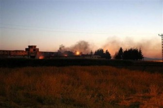 Thổ Nhĩ Kỳ sơ tán người dân sau loạt vụ nổ kho vũ khí ở Reyhanli