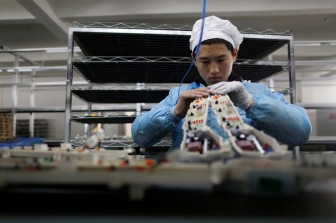 Nhiều nhà cung ứng công nghệ rời Trung Quốc vì thương chiến